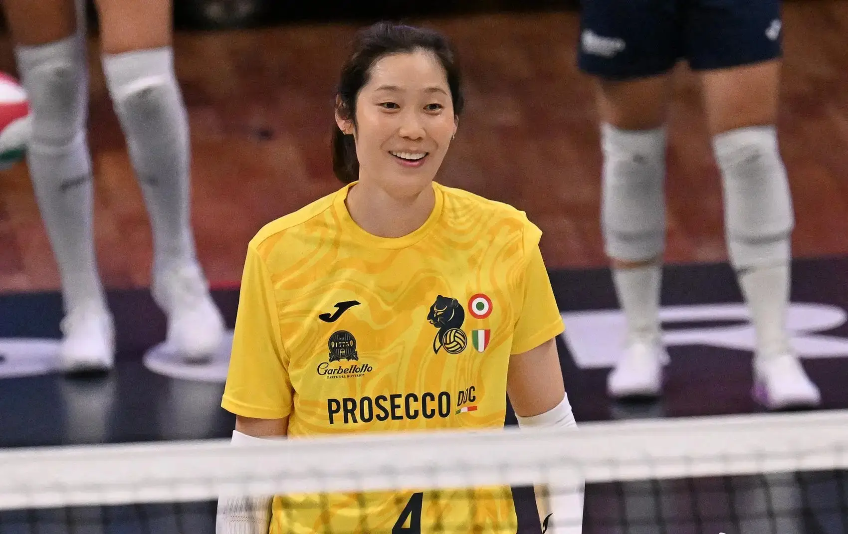 过的斯坎迪, 生变, 丝博主的爆